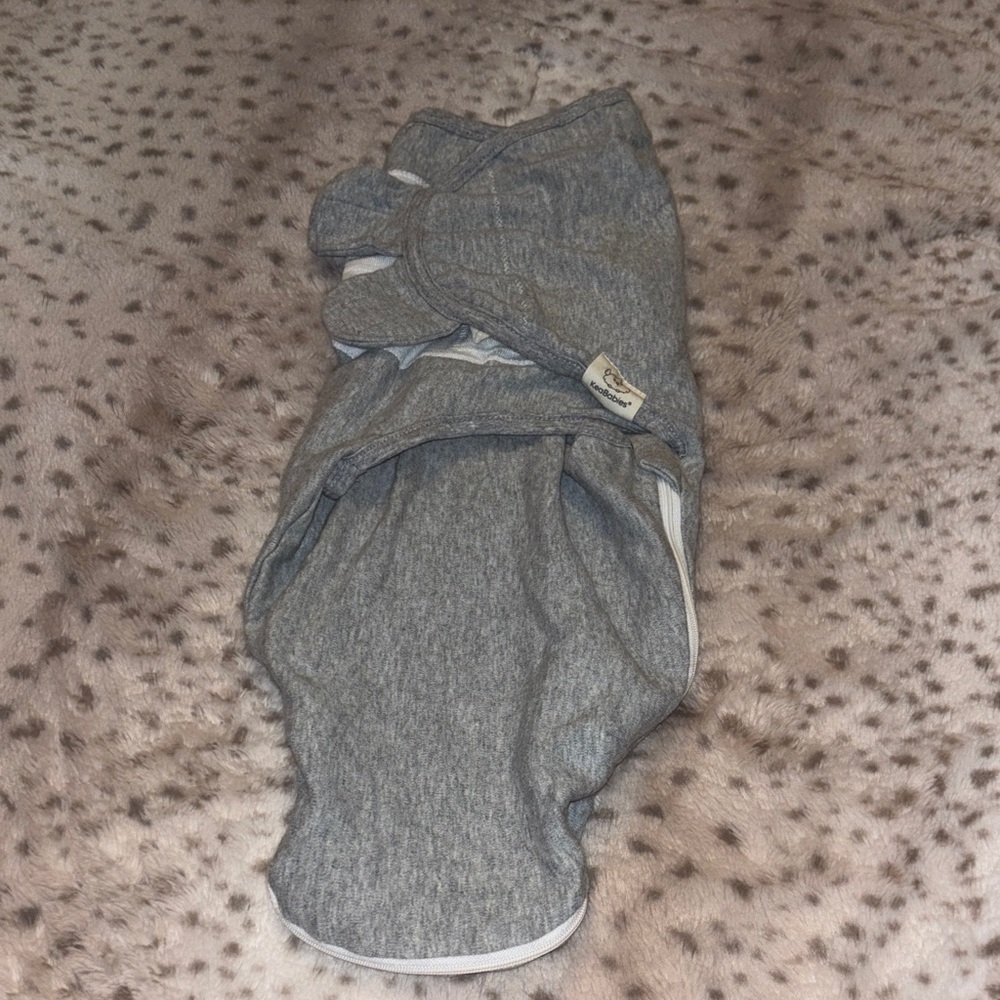 KeaBabies Gray Swaddle wrap  size 0-3 months 100% cotton